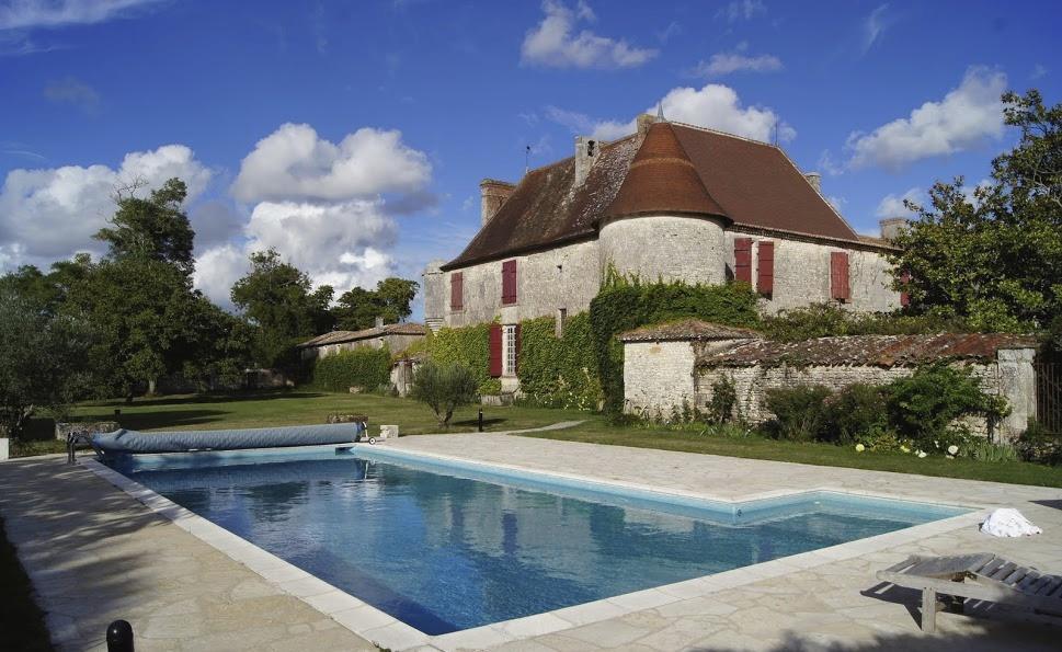 Chateau De Theon Hotel Cozes Exterior photo
